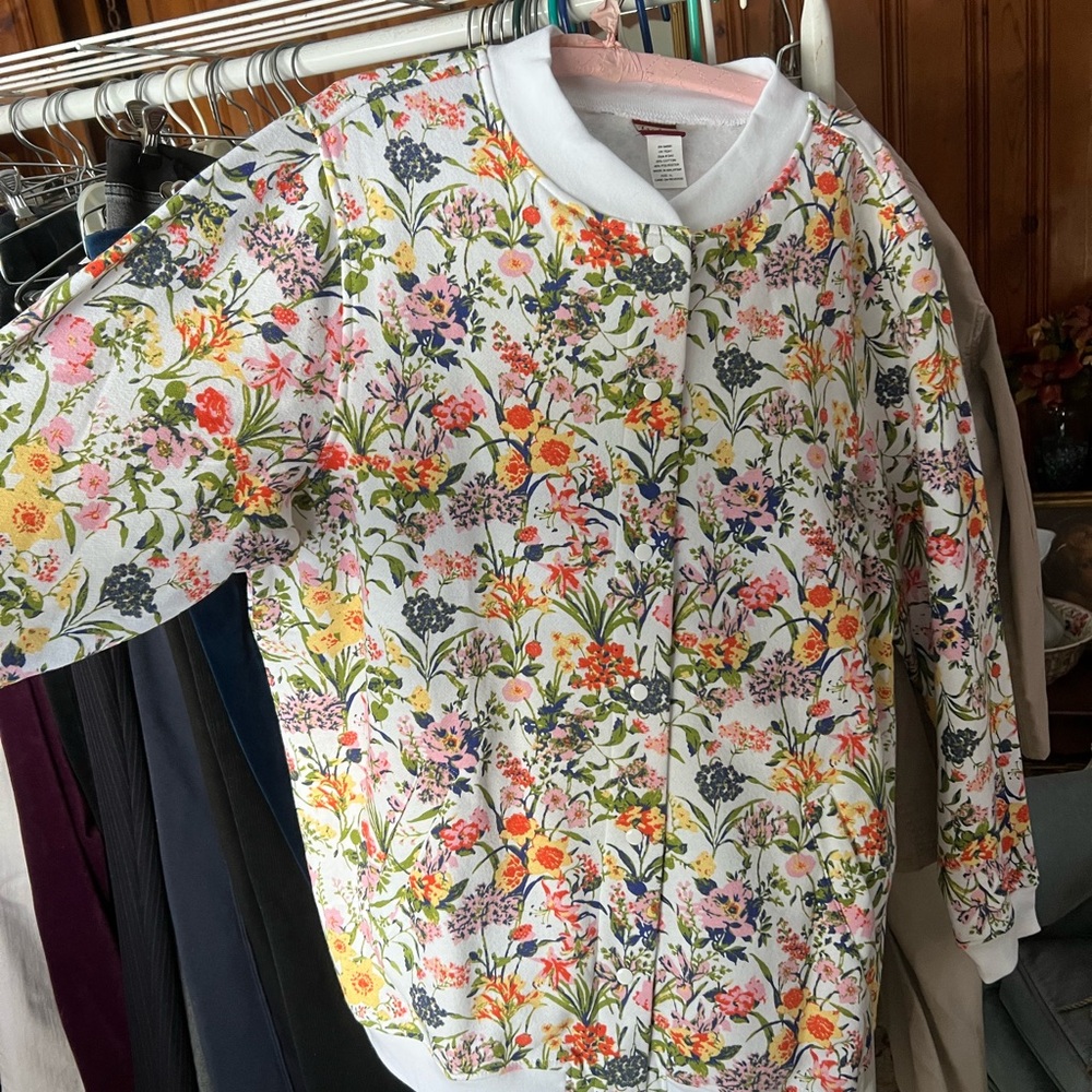 Vintage Floral Women's Sweater